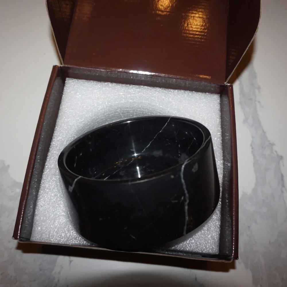 ame gemella marble pet bowl (small to medium size pets)